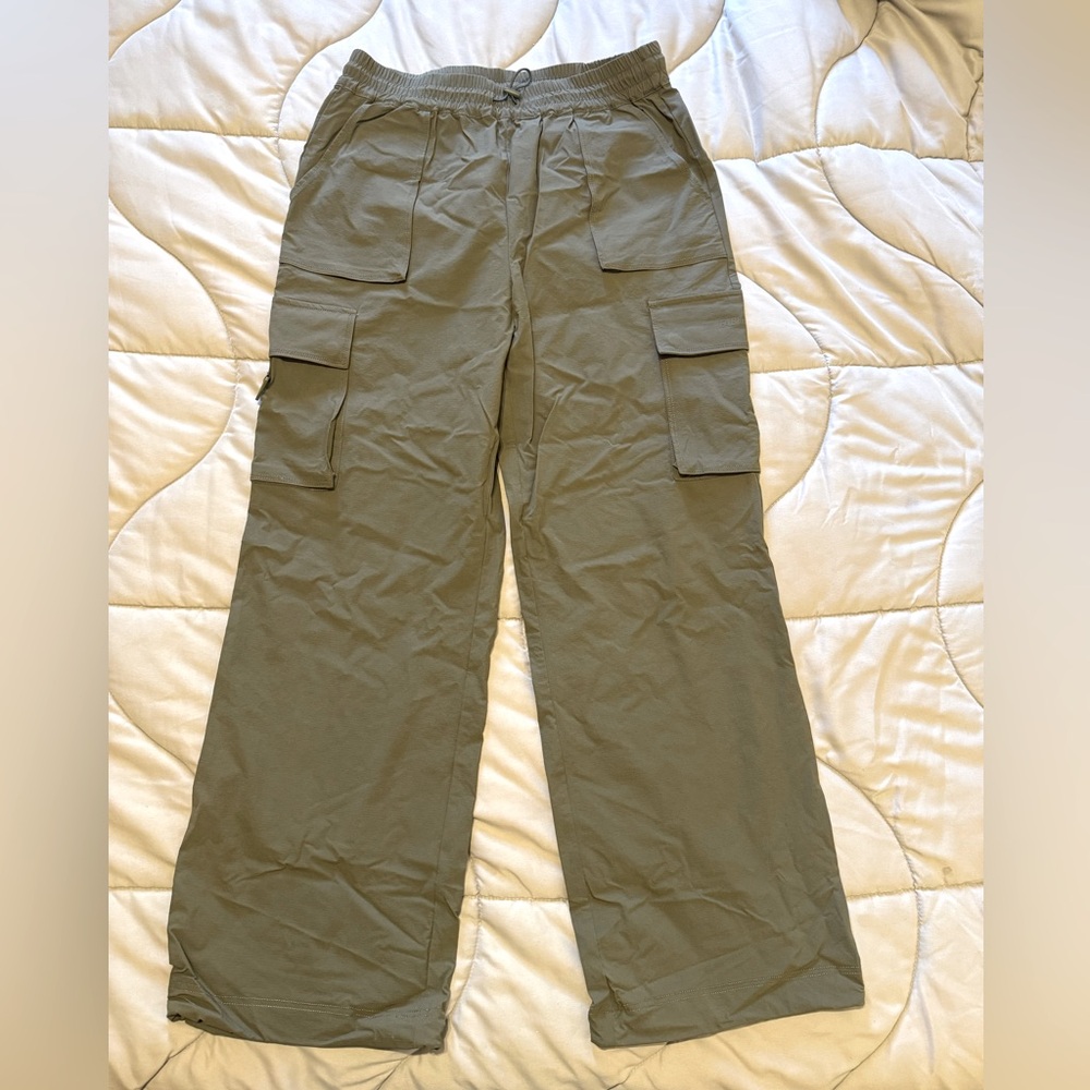 Fabletics Cargo Pants - size M